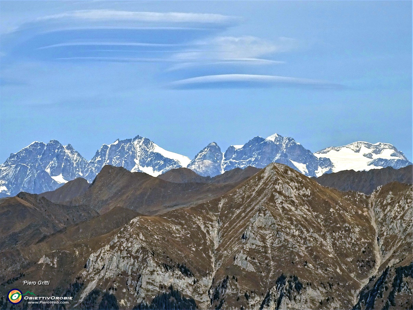 50 Zoom sul Gruppo del Bernina (4000 m).JPG -                                